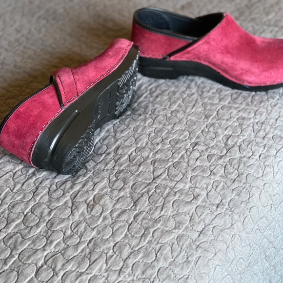 Dansko profesional slip-on-clog 37 red color - Picture 3 of 3